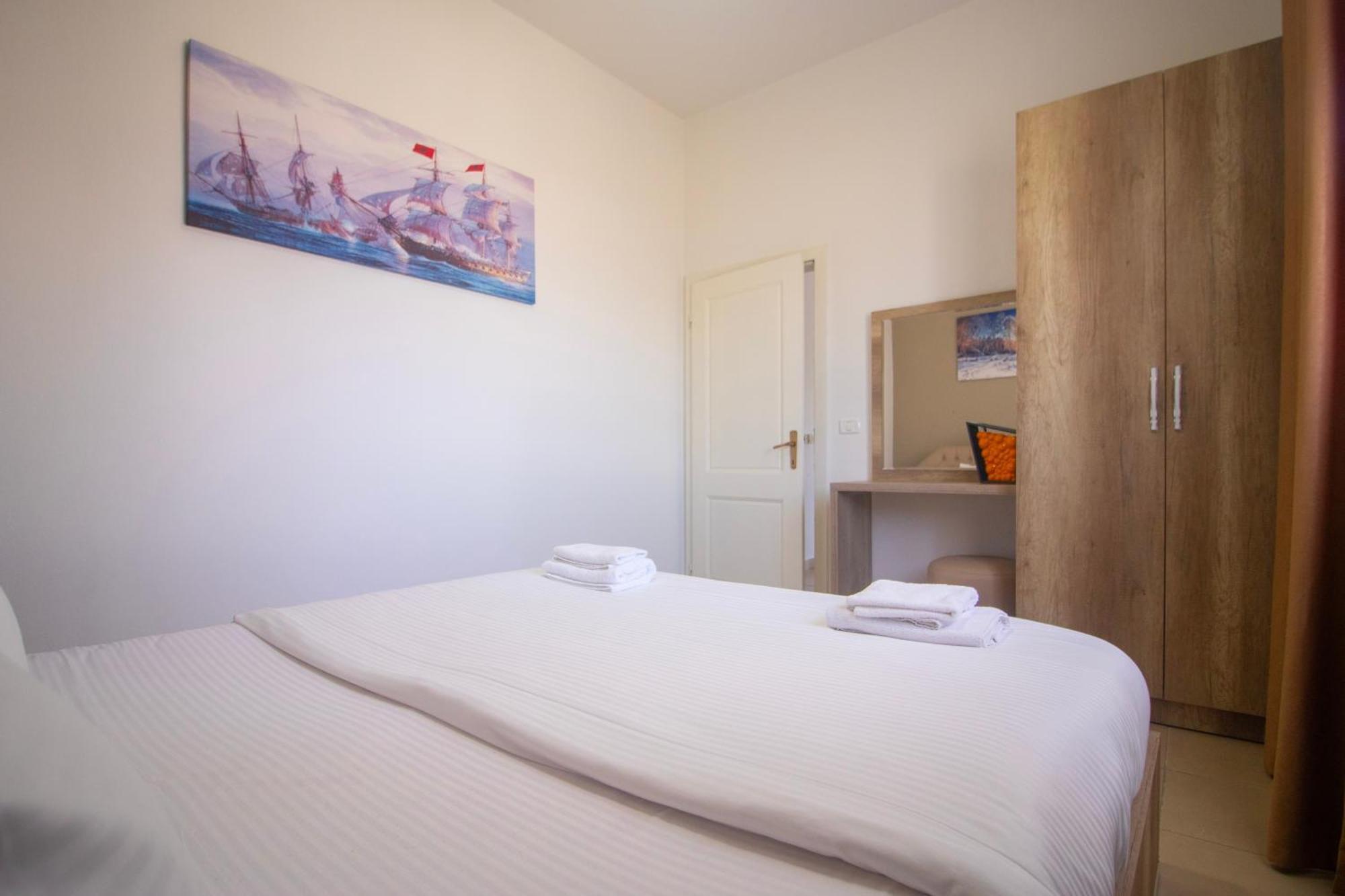 Hotel Princ ゴーレム エクステリア 写真